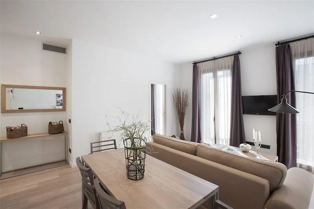 Inspired By Enjoyapartments Barcelona Apartment